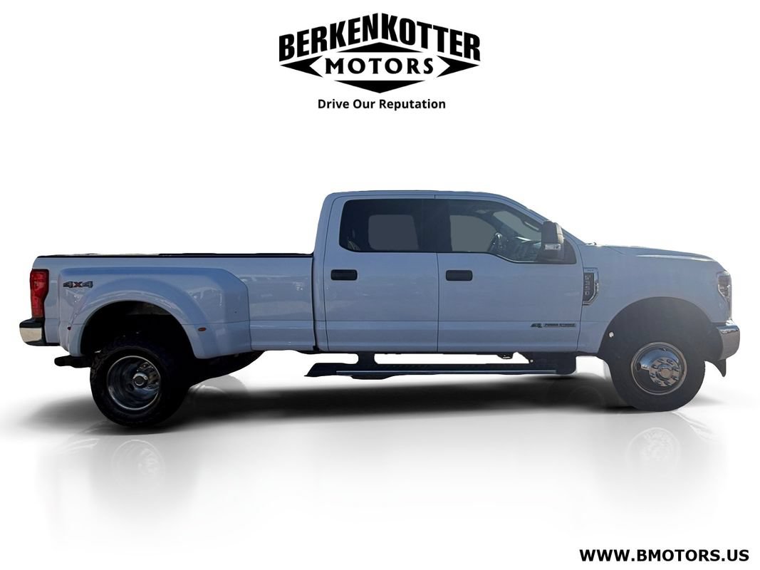 Used 2019 Ford F350 XLT AWD/4WD image 2