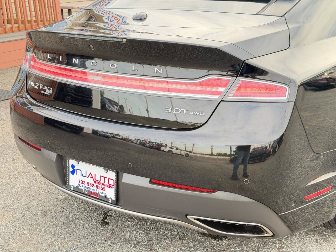 Used 2017 Lincoln MKZ Reserve w/ Technology Package AWD/4WD image 93