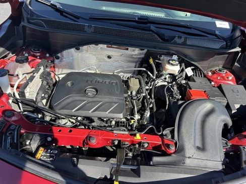 Used 2020 Buick Encore GX Essence w/ Experience Buick Package image 11