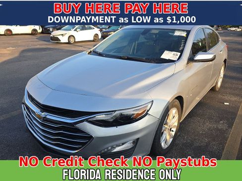 Used 2019 Chevrolet Malibu LT image 2