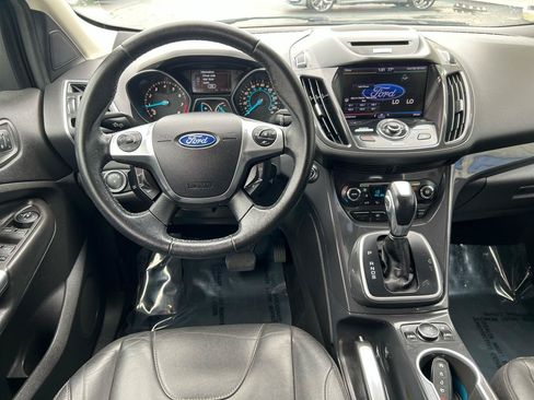 Used 2013 Ford Escape Titanium w/ Parking Technology Pkg AWD/4WD image 17