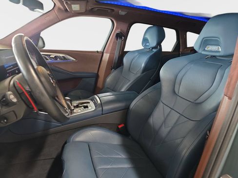 Certified 2023 BMW XM w/ M Driver's Package AWD/4WD image 14