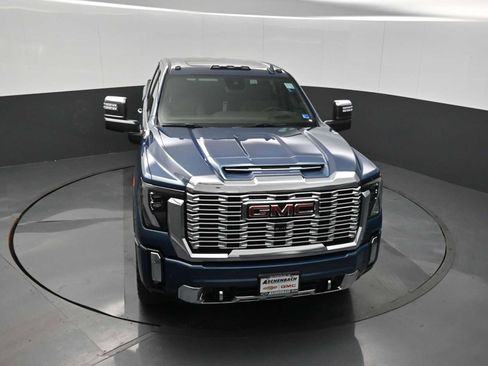 New 2026 GMC Sierra 2500 Denali w/ Denali Reserve Package image 26