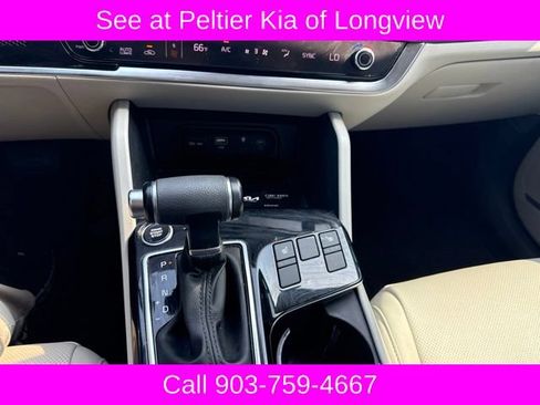 Used 2024 Kia Sportage EX FWD image 18