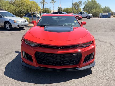 Used 2018 Chevrolet Camaro ZL1 RWD image 8