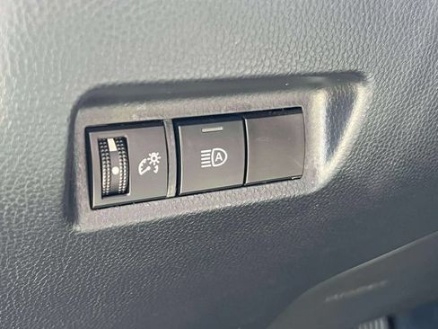 Used 2023 Toyota RAV4 LE FWD image 20