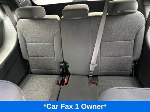 Used 2024 Chevrolet Traverse LT w/ Trailering Package AWD/4WD image 8