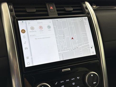 New 2026 Land Rover Discovery S image 13