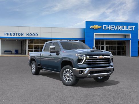New 2026 Chevrolet Silverado 3500 LTZ w/ LTZ Premium Package AWD/4WD image 1