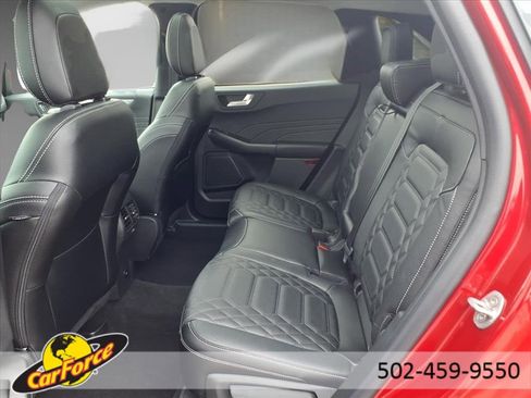 Used 2024 Ford Escape SE w/ PHEV Premium Package image 5