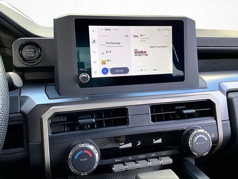 Used 2025 Toyota Tacoma SR5 image 11