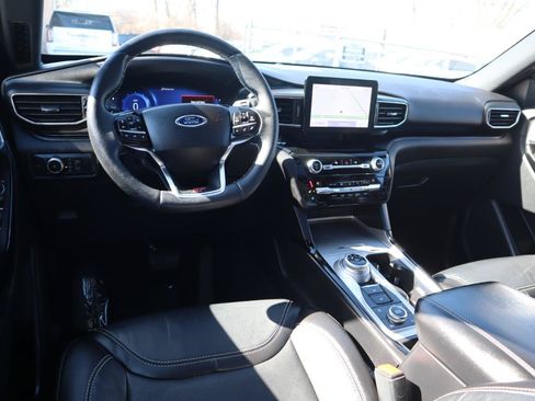 Used 2021 Ford Explorer ST w/ Equipment Group 401A AWD/4WD image 18