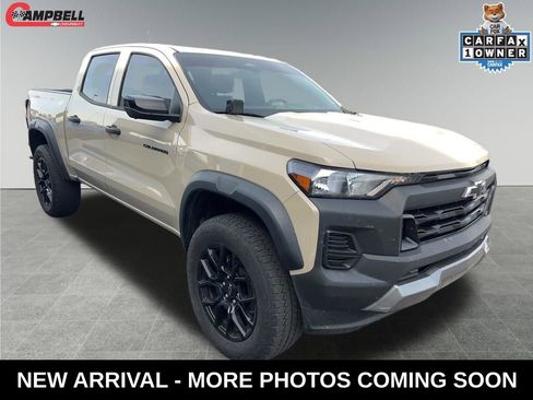 Used 2024 Chevrolet Colorado Trail Boss w/ LPO, Dark Essentials Package image 7