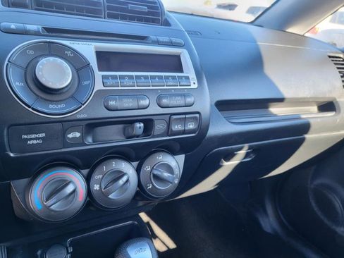 Used 2007 Honda Fit Sport image 16