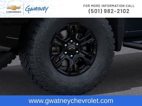 New 2026 Chevrolet Silverado 1500 ZR2 image 9