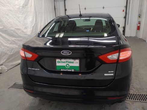 Used 2016 Ford Fusion SE w/ Equipment Group 202A FWD image 7