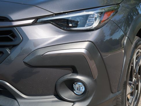 Used 2024 Subaru Crosstrek 2.5i Limited w/ Crosstrek Mirror Package AWD/4WD image 4