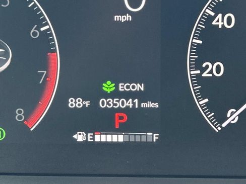 Used 2025 Honda Pilot Touring image 44