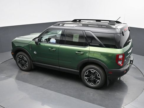 New 2025 Ford Bronco Sport Outer Banks w/ Outer Banks Tech Package+ AWD/4WD image 40