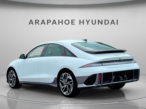 New 2025 Hyundai Ioniq 6 Limited image 10