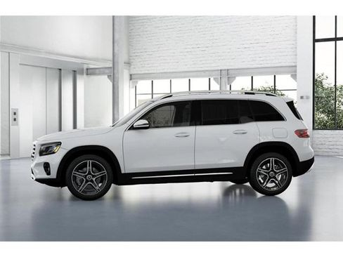 Certified 2026 Mercedes-Benz GLB 250 image 34
