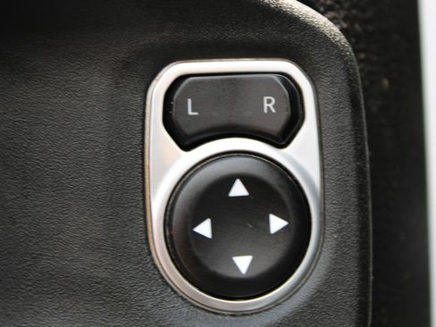 Used 2025 Jeep Gladiator Sport AWD/4WD image 15