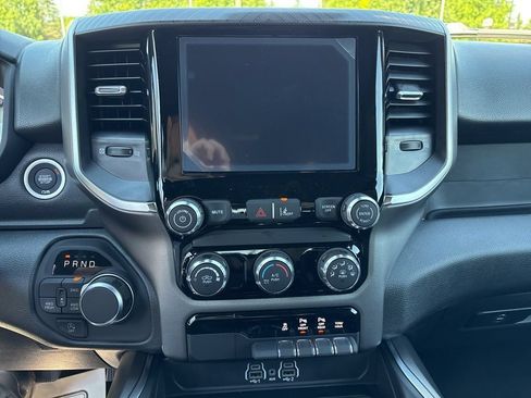 New 2026 RAM 1500 Express AWD/4WD image 17