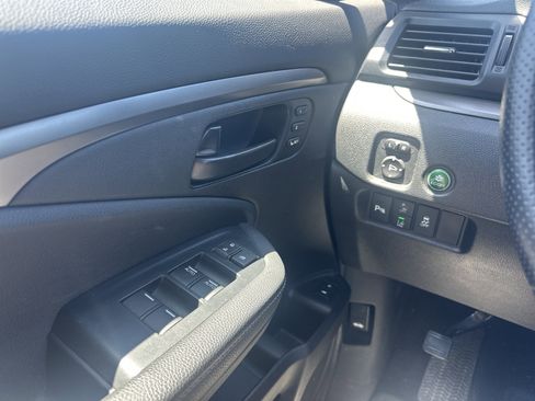Used 2023 Honda Passport EX-L image 28