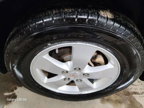 Used 2008 Pontiac Grand Prix image 11