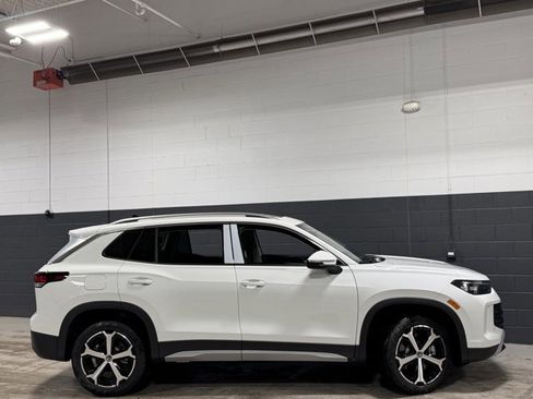 New 2026 Volkswagen Tiguan SE image 6