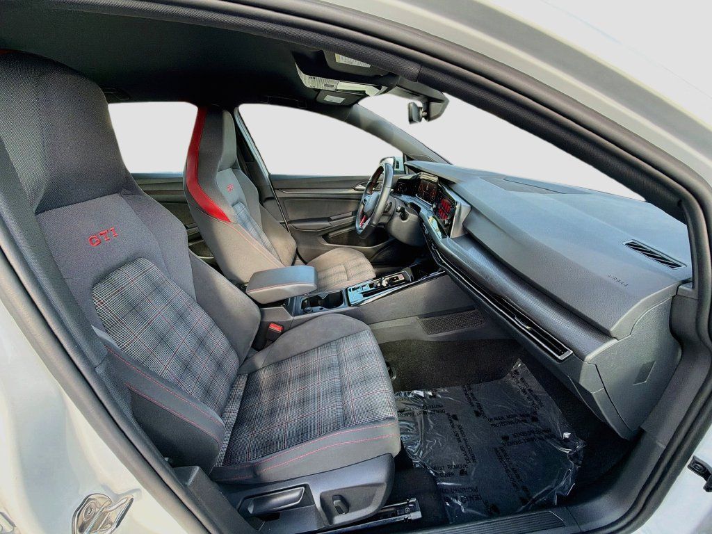 Used 2024 Volkswagen GTI S FWD image 31