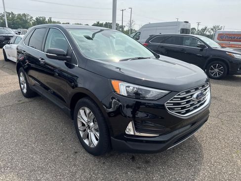 Used 2024 Ford Edge Titanium AWD/4WD image 10