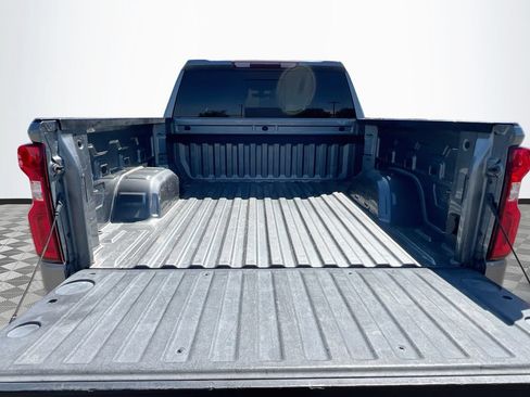 Used 2021 Chevrolet Silverado 1500 LT Trail Boss w/ Convenience Package II AWD/4WD image 25