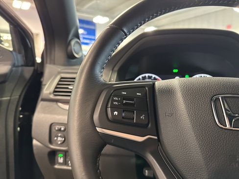 New 2025 Honda Ridgeline RTL image 17