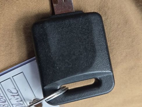 Used 2021 Nissan NV200 S w/ Back Door Glass Package image 43