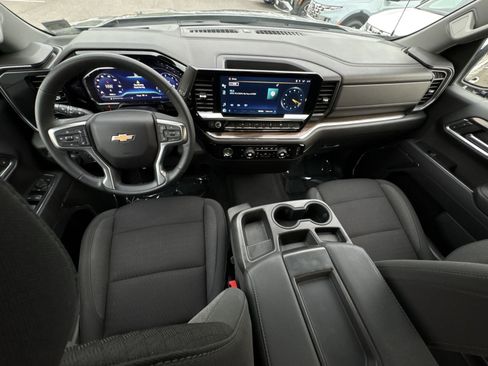 Used 2023 Chevrolet Silverado 1500 LT AWD/4WD image 23