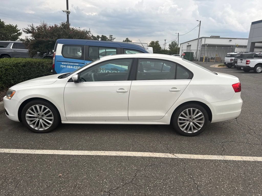 Used 2013 Volkswagen Jetta SEL FWD image 8