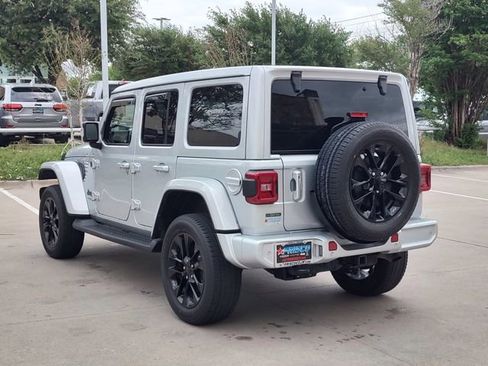 Certified 2022 Jeep Wrangler Unlimited Sahara image 5