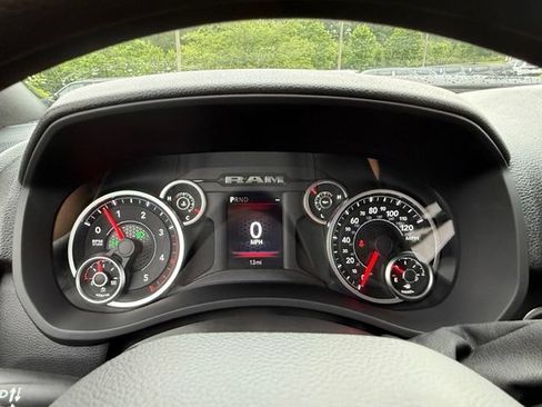 New 2026 RAM 2500 Tradesman AWD/4WD image 18