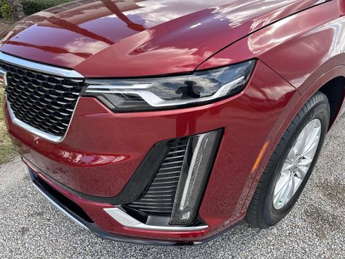 Certified 2023 Cadillac XT6 Luxury image 9