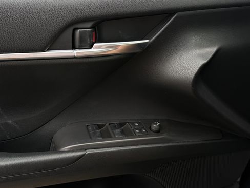 Used 2023 Toyota Camry SE FWD image 26