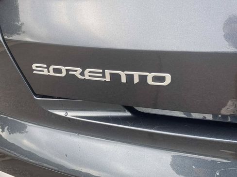 Used 2023 Kia Sorento EX FWD image 5