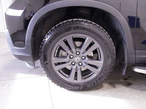 Used 2017 Honda Ridgeline Sport image 10