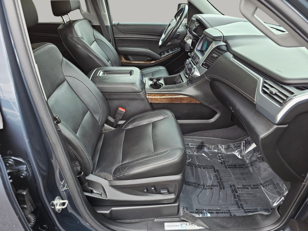 Used 2019 Chevrolet Suburban LT AWD/4WD image 26