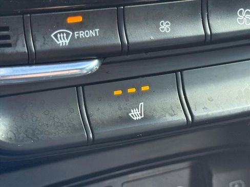 Used 2020 Hyundai Santa Fe SEL image 17