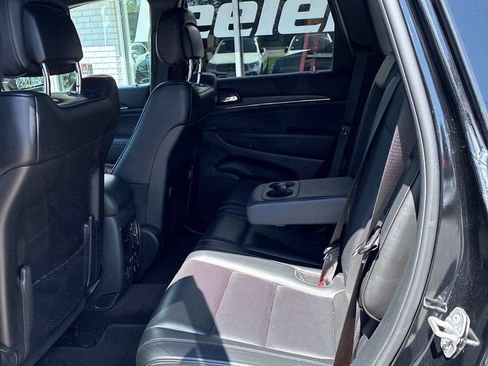 Used 2019 Jeep Grand Cherokee High Altitude AWD/4WD image 13