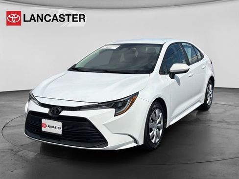 Certified 2023 Toyota Corolla LE FWD image 3