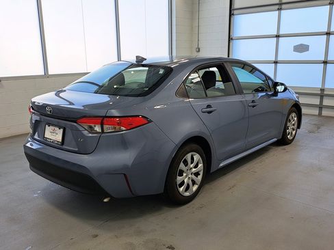 Used 2023 Toyota Corolla LE image 6
