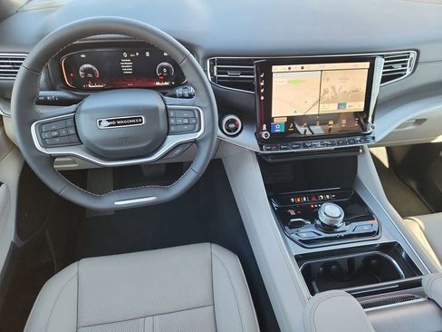 New 2026 Jeep Grand Wagoneer 4WD w/ HD Trailer Tow Package image 10