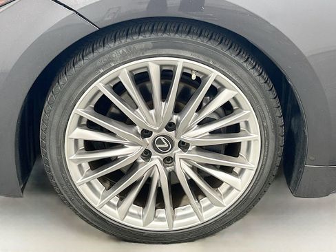 Used 2022 Lexus IS 300 w/ Premium Package RWD image 29